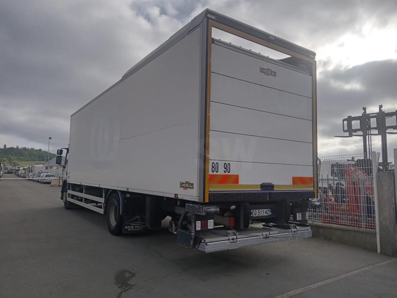 Renault D-Series 280 - Camion frigorifique: photos 3 Renault D-Series 280 - Camion frigorifique: photos 3