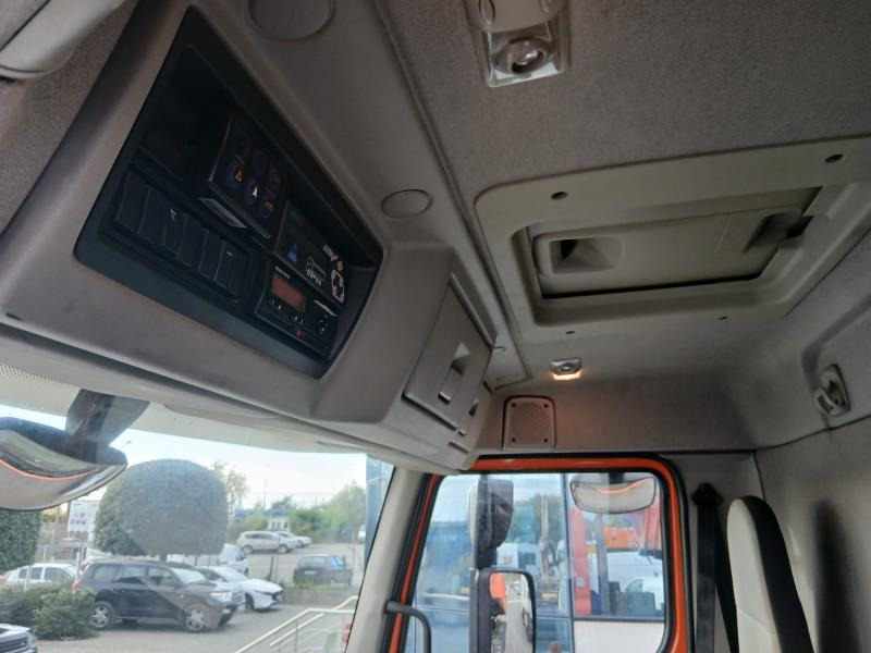 Camion benne Renault Lander 430 DXI: photos 15 Camion benne Renault Lander 430 DXI: photos 15