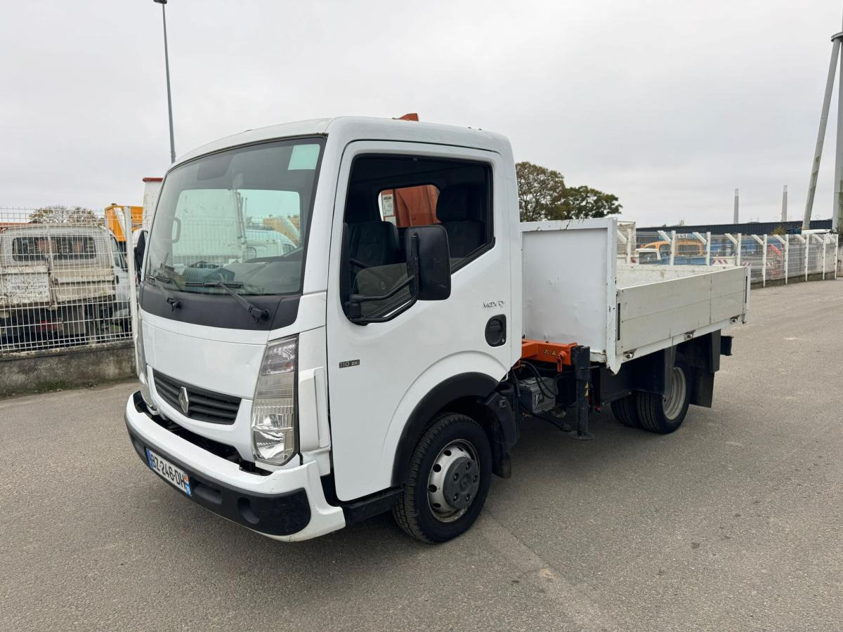 Utilitaire plateau Renault Maxity 130 DXI