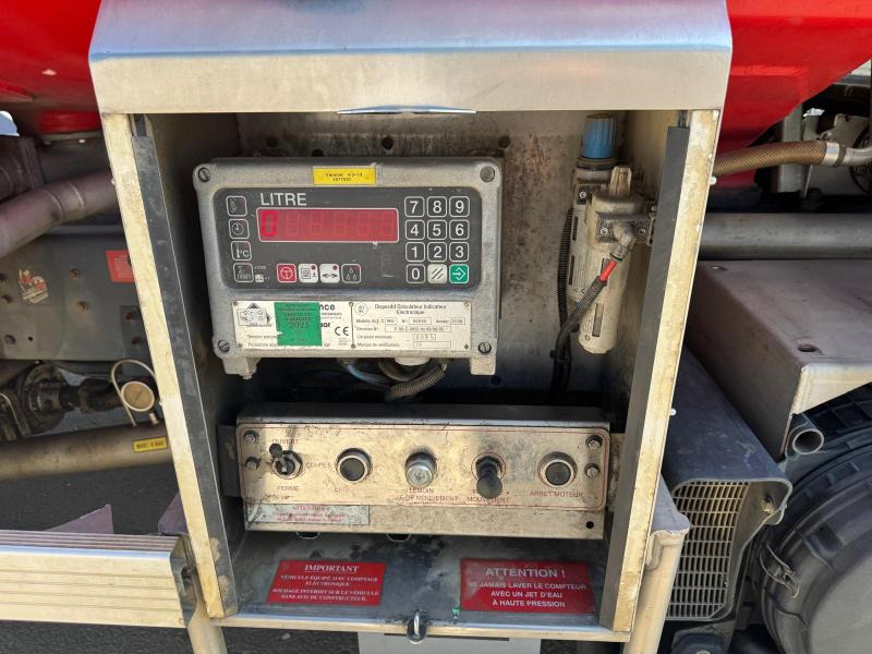 Camion citerne pour transport de carburant Renault Premium: photos 9 Camion citerne pour transport de carburant Renault Premium: photos 9