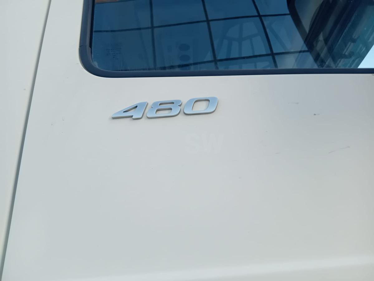 Tracteur routier DAF XF 480: photos 6