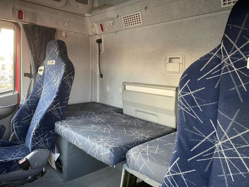 Tracteur routier Iveco Stralis 560: photos 7