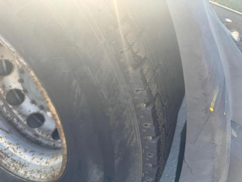 Tracteur routier Renault Premium 370 DCI: photos 12