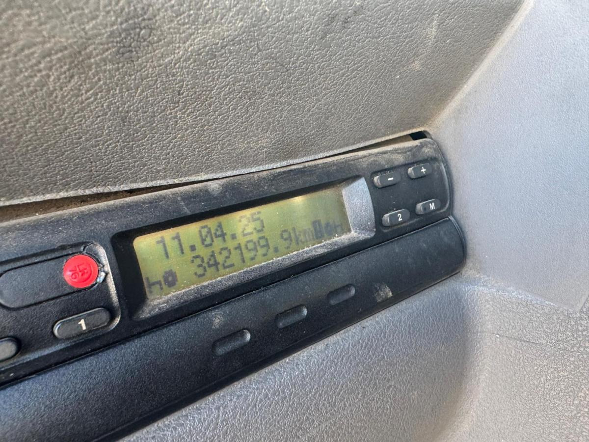 Tracteur routier Renault Premium 370 DCI: photos 18