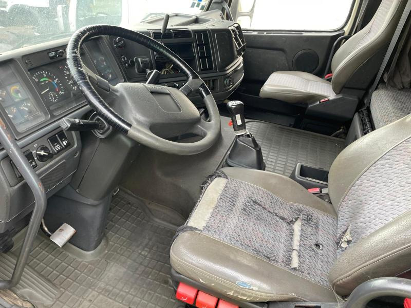 Volvo FH12 380 - Tracteur routier: photos 5 Volvo FH12 380 - Tracteur routier: photos 5