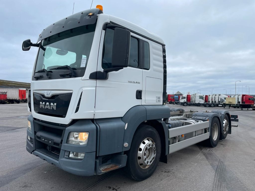 MAN TGS 26.440 6x2*4 Euro 6 Chassis ADR - Châssis cabine: photos 1 MAN TGS 26.440 6x2*4 Euro 6 Chassis ADR - Châssis cabine: photos 1