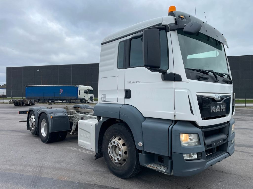 MAN TGS 26.440 6x2*4 Euro 6 Chassis ADR MAN TGS 26.440 6x2*4 Euro 6 Chassis ADR - Châssis cabine: photos 2 MAN TGS 26.440 6x2*4 Euro 6 Chassis ADR MAN TGS 26.440 6x2*4 Euro 6 Chassis ADR - Châssis cabine: photos 2