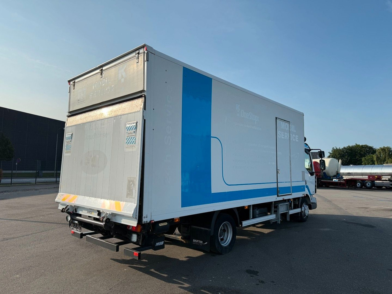 Renault Midlum 220 DXI 4x2 6.0 Box / Koffer - Camion fourgon: photos 3 Renault Midlum 220 DXI 4x2 6.0 Box / Koffer - Camion fourgon: photos 3