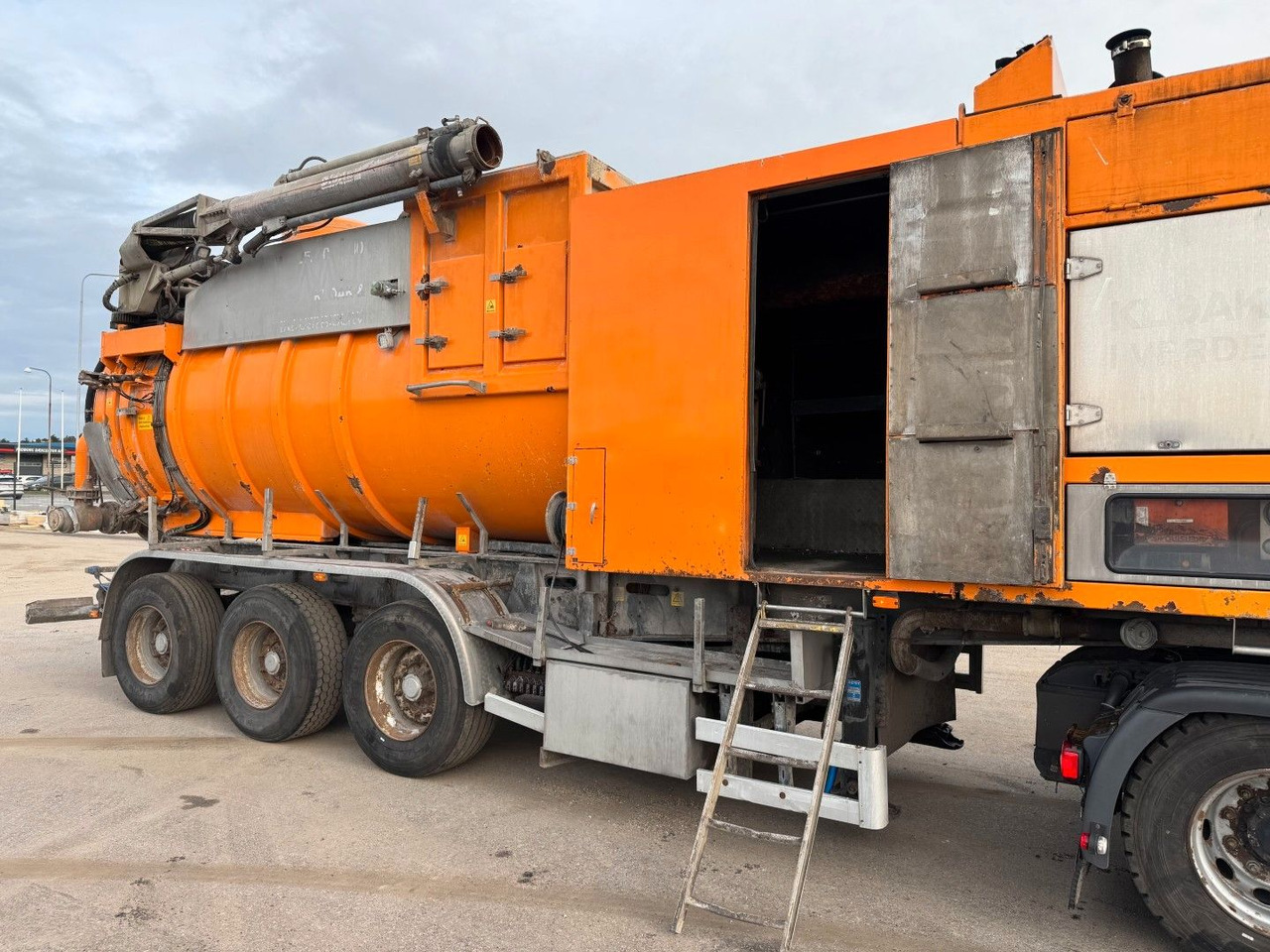 Camion hydrocureur Scania R450 4x2 Euro 6 Disab Centurion LN20 Sauglader: photos 16 Camion hydrocureur Scania R450 4x2 Euro 6 Disab Centurion LN20 Sauglader: photos 16