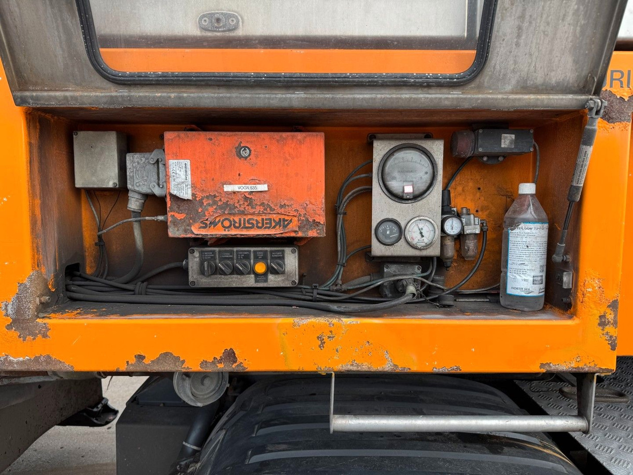 Camion hydrocureur Scania R450 4x2 Euro 6 Disab Centurion LN20 Sauglader: photos 23 Camion hydrocureur Scania R450 4x2 Euro 6 Disab Centurion LN20 Sauglader: photos 23