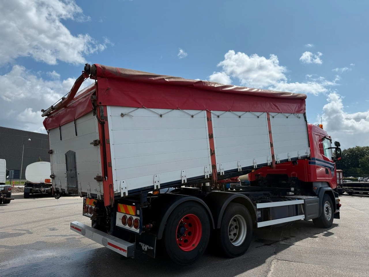 Scania R580 V8 6x2 Highline Euro 6 / Tipper / Kipper - Camion benne: photos 3 Scania R580 V8 6x2 Highline Euro 6 / Tipper / Kipper - Camion benne: photos 3