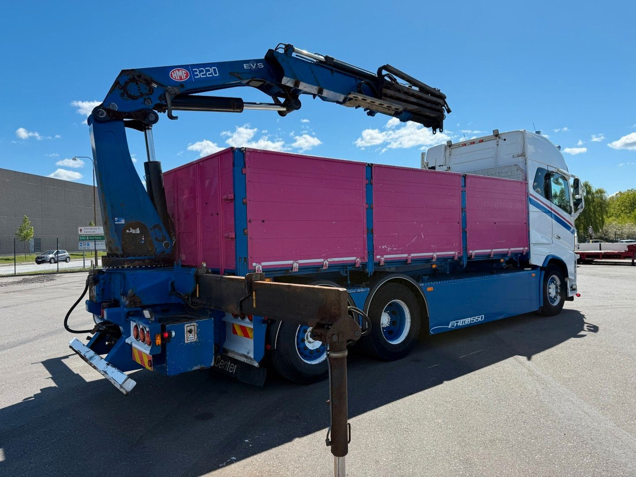 Volvo FH 16.550 6x2*4 / Crane HMF 3220K4 Euro 6 - Camion grue: photos 4 Volvo FH 16.550 6x2*4 / Crane HMF 3220K4 Euro 6 - Camion grue: photos 4