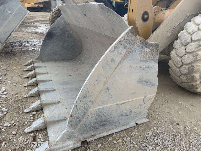 Caterpillar 962M - Chargeuse sur pneus: photos 5 Caterpillar 962M - Chargeuse sur pneus: photos 5