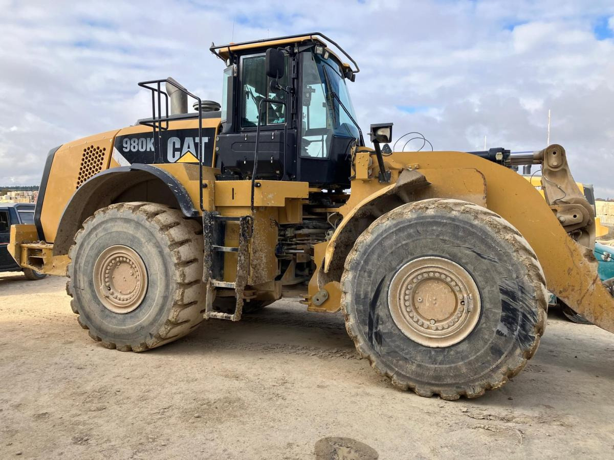 Caterpillar 980K - Chargeuse sur pneus: photos 1 Caterpillar 980K - Chargeuse sur pneus: photos 1
