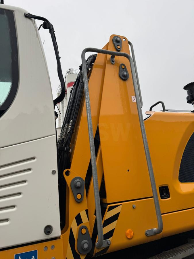 Liebherr LH22 - Pelle de manutention: photos 4 Liebherr LH22 - Pelle de manutention: photos 4