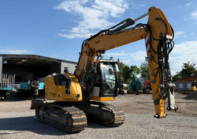 Liebherr R914 Compact Litronic - Pelle sur chenille: photos 3 Liebherr R914 Compact Litronic - Pelle sur chenille: photos 3