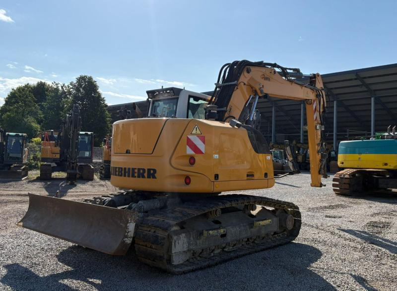 Liebherr R914 Compact Litronic - Pelle sur chenille: photos 4 Liebherr R914 Compact Litronic - Pelle sur chenille: photos 4