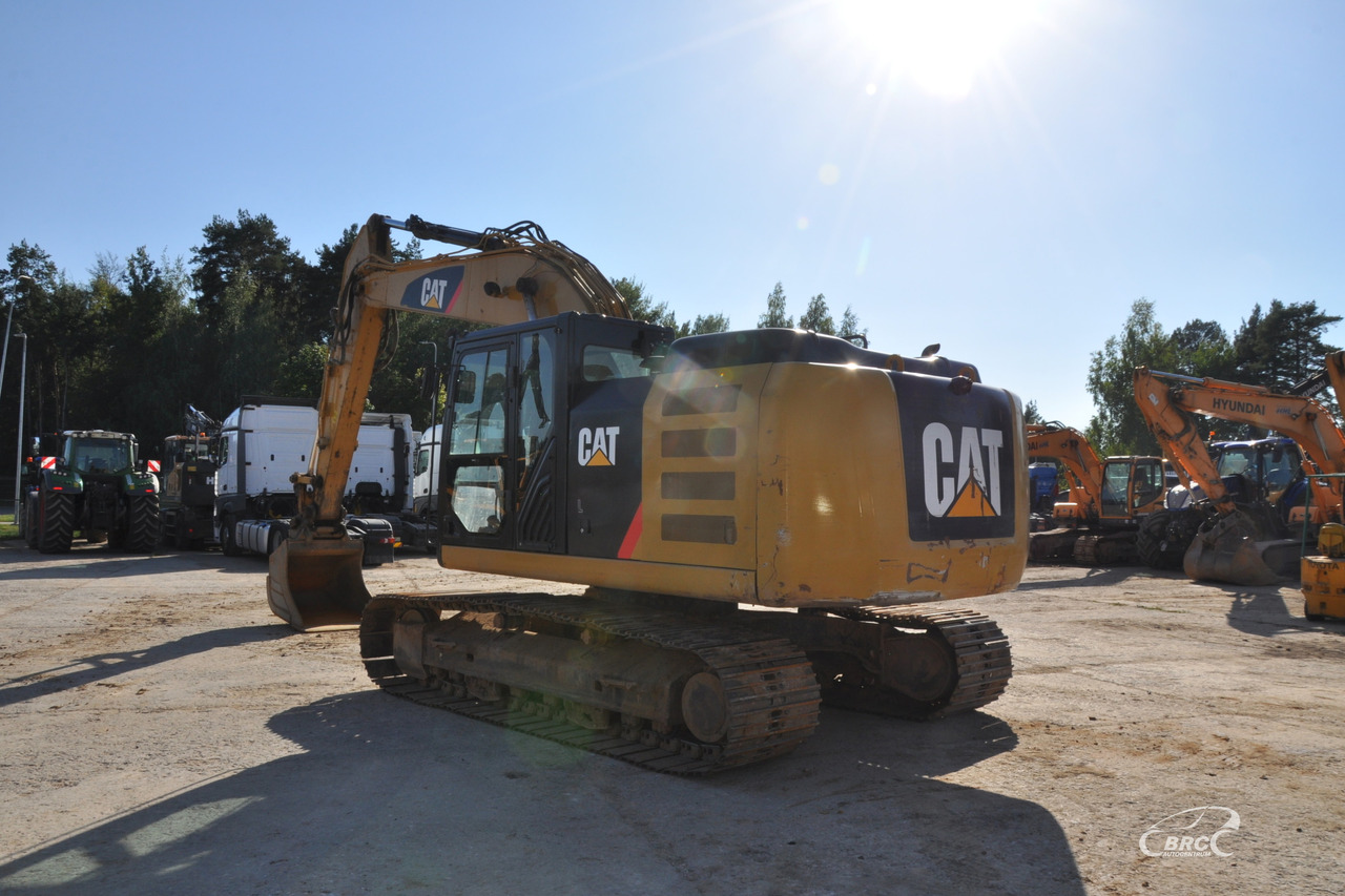 Caterpillar 320 - Pelle sur chenille: photos 4 Caterpillar 320 - Pelle sur chenille: photos 4