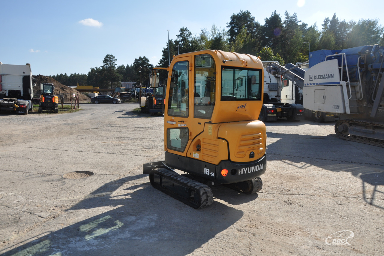 Hyundai R18-9 - Mini pelle: photos 4 Hyundai R18-9 - Mini pelle: photos 4