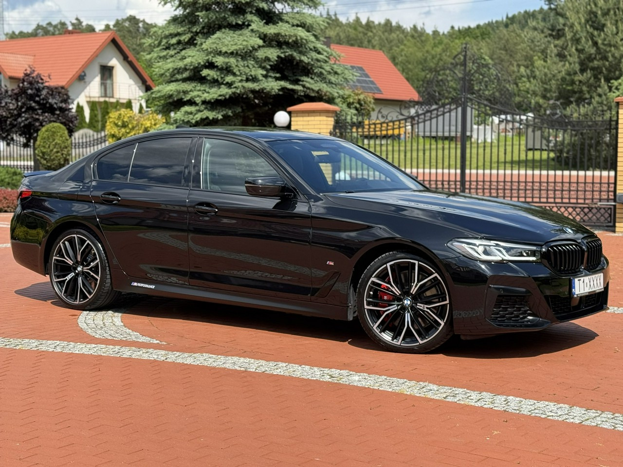 Berline BMW 540: photos 11