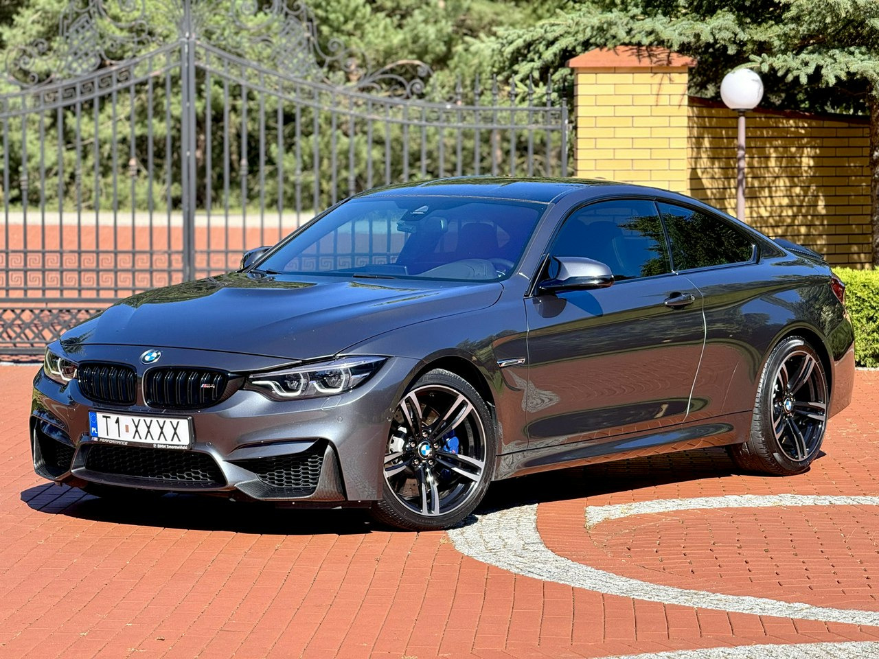 BMW M4 - Voiture: photos 1 BMW M4 - Voiture: photos 1