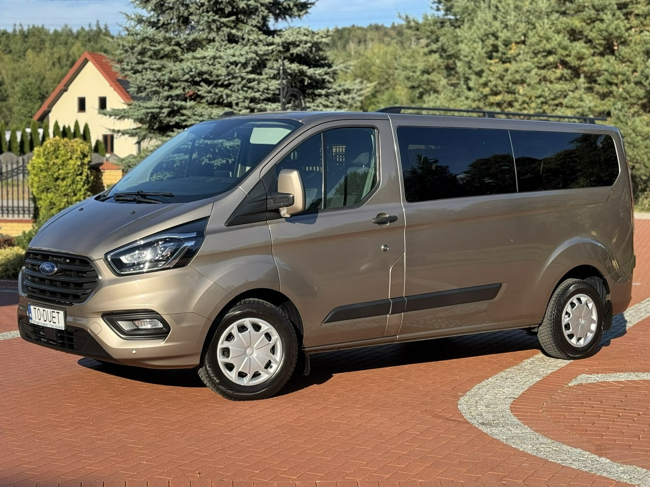 Ford Transit Custom - Transport de personnes: photos 5 Ford Transit Custom - Transport de personnes: photos 5