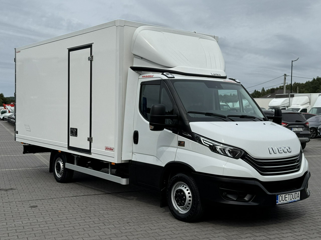 Iveco Daily 35S18 H - Fourgon grand volume: photos 5 Iveco Daily 35S18 H - Fourgon grand volume: photos 5