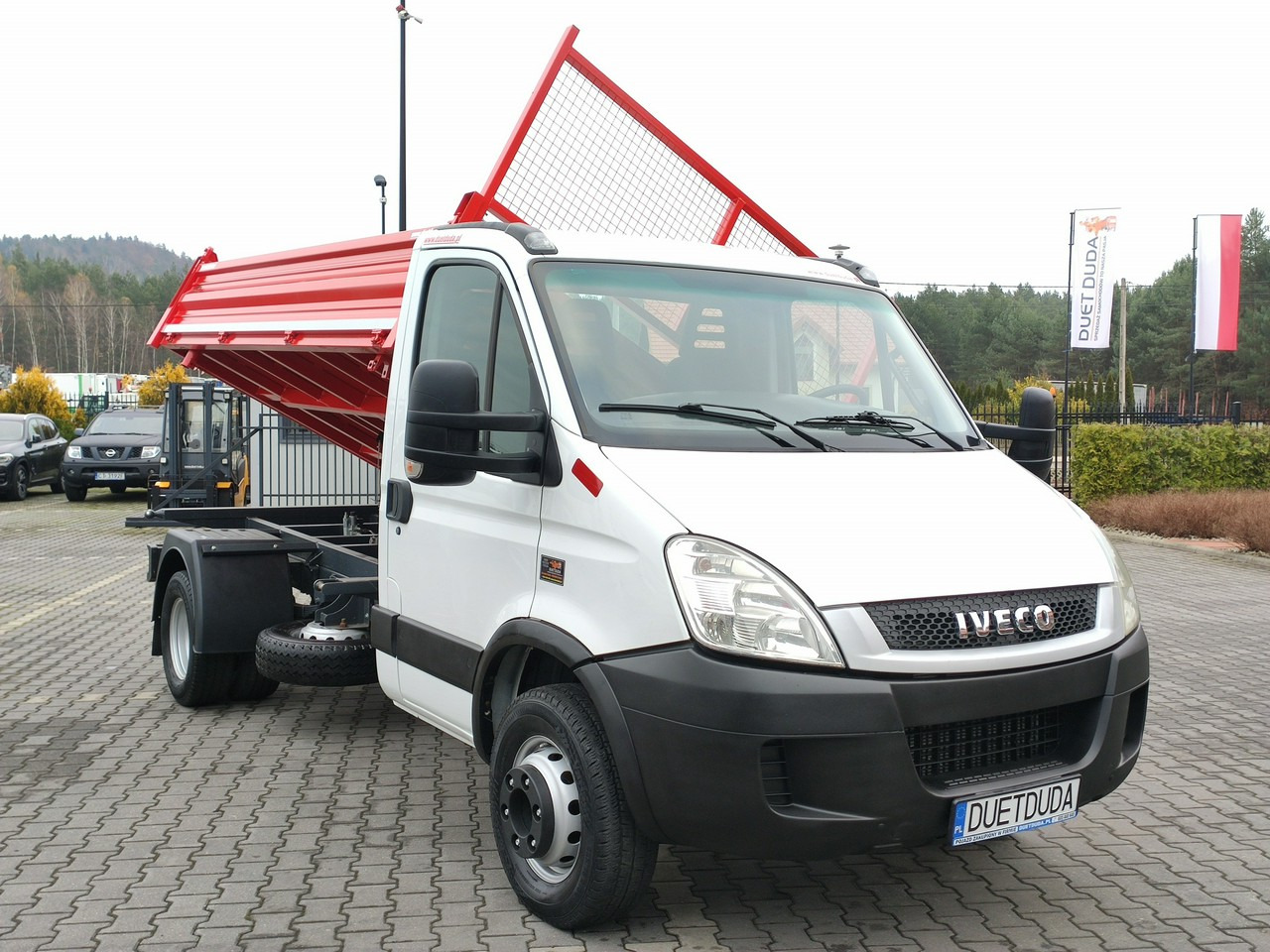 Iveco Daily 70C18 V H - Utilitaire benne: photos 4 Iveco Daily 70C18 V H - Utilitaire benne: photos 4