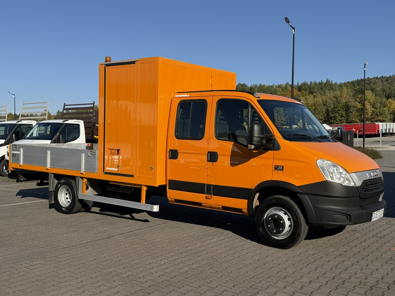 Iveco Daily 70C18 V H - Utilitaire plateau, Utilitaire double cabine: photos 1 Iveco Daily 70C18 V H - Utilitaire plateau, Utilitaire double cabine: photos 1
