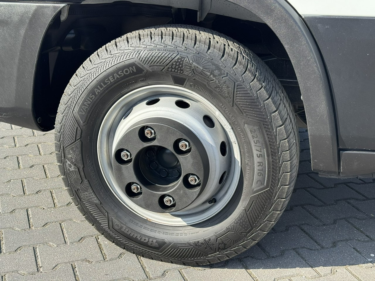 Iveco Daily 72C18 Mroźnia HI-MATIC 14 Euro Palet - Utilitaire frigorifique: photos 5 Iveco Daily 72C18 Mroźnia HI-MATIC 14 Euro Palet - Utilitaire frigorifique: photos 5