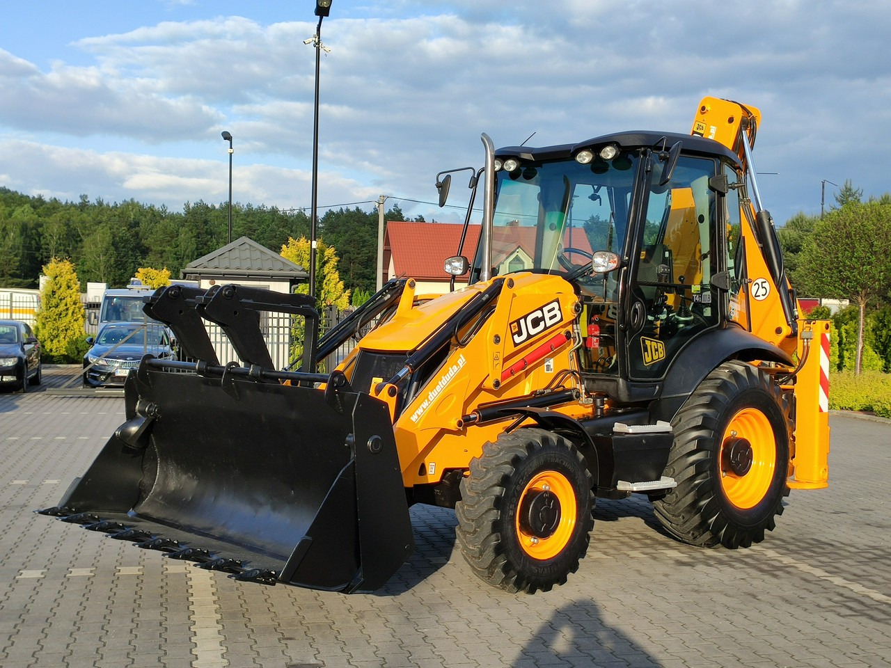 JCB 3CX - Tractopelle: photos 1 JCB 3CX - Tractopelle: photos 1