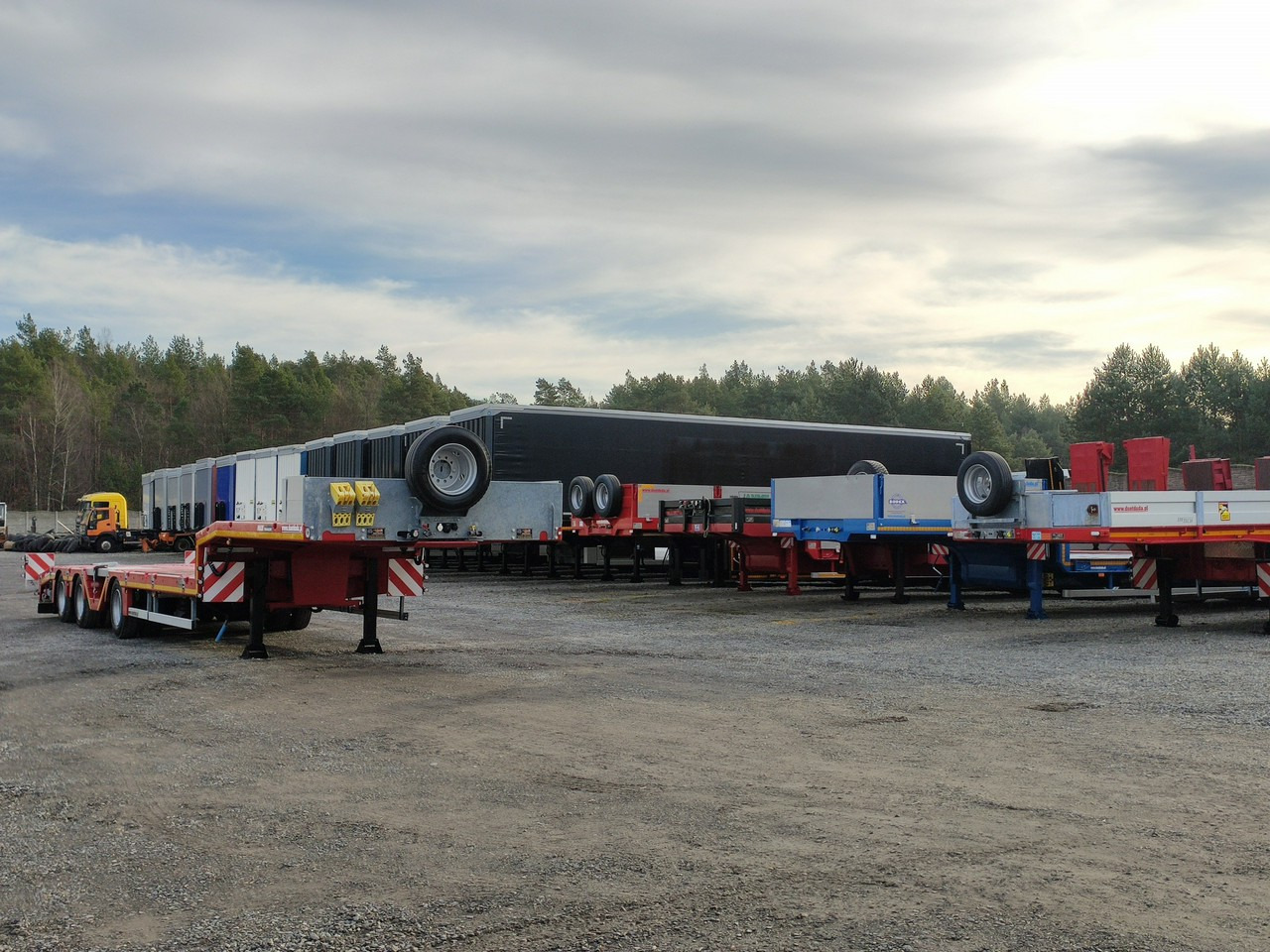 MAX Trailer 3-Osie Oś skrętna Oś Podnoszona Nooteboom - Semi-remorque surbaissé: photos 3 MAX Trailer 3-Osie Oś skrętna Oś Podnoszona Nooteboom - Semi-remorque surbaissé: photos 3