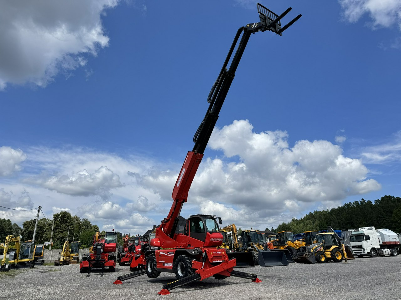 Manitou MRT 2150 + ROTO Ładowarka Teleskopowa Obrotowa 2550 - Chariot télescopique: photos 3 Manitou MRT 2150 + ROTO Ładowarka Teleskopowa Obrotowa 2550 - Chariot télescopique: photos 3