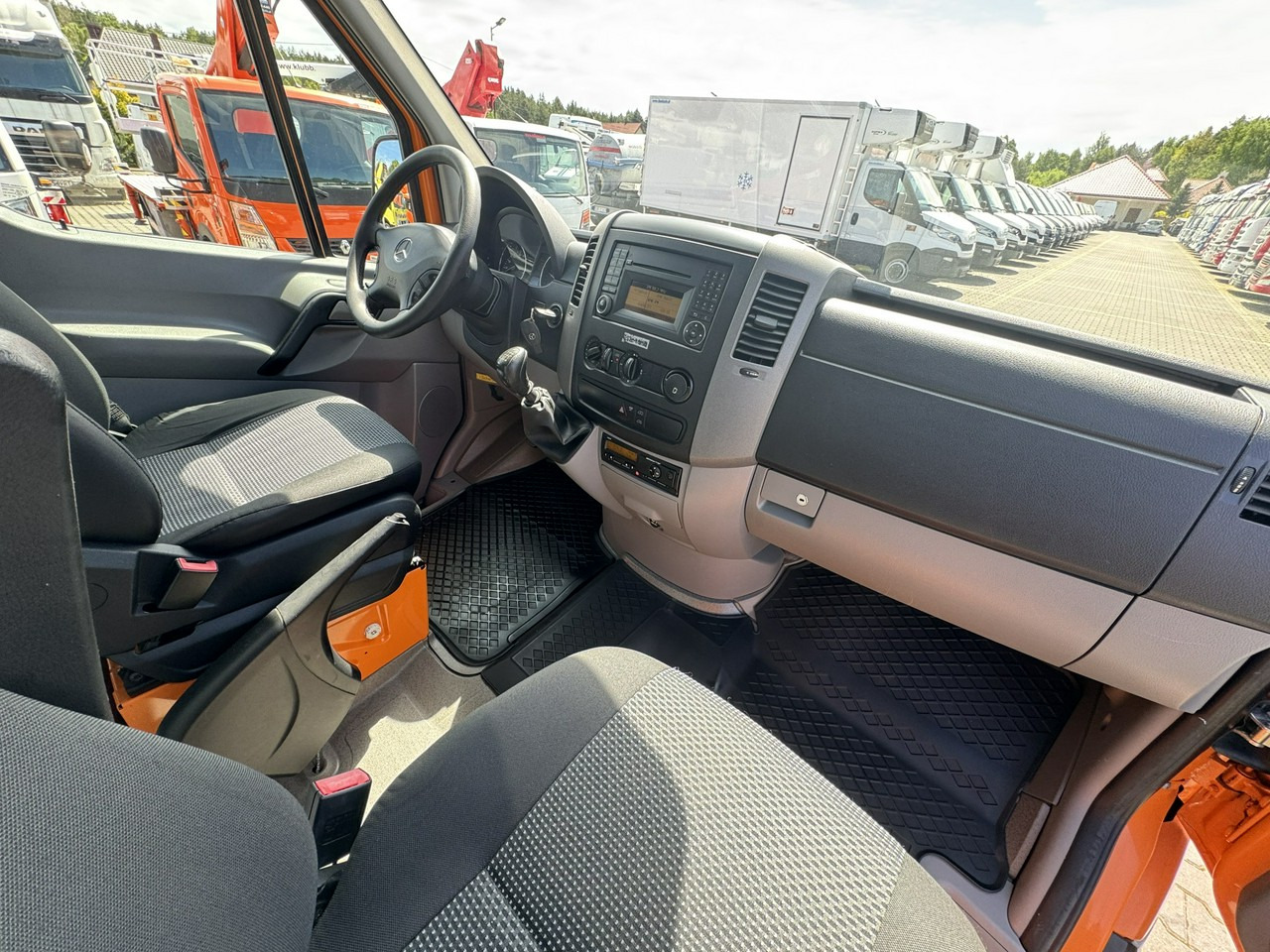 Camion avec nacelle Mercedes Sprinter Zwyżka Podnośnik Koszowy VERSALIFT KLUBB ET-36-LF UDT: photos 33