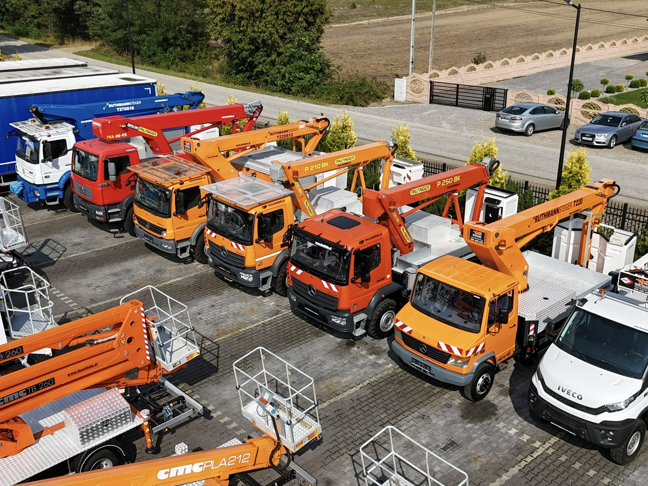 Mercedes Vario 814 D 4x4 Zwyżka RUTHMANN STEIGER T220 Podnośnik Koszowy - Camion avec nacelle: photos 1 Mercedes Vario 814 D 4x4 Zwyżka RUTHMANN STEIGER T220 Podnośnik Koszowy - Camion avec nacelle: photos 1