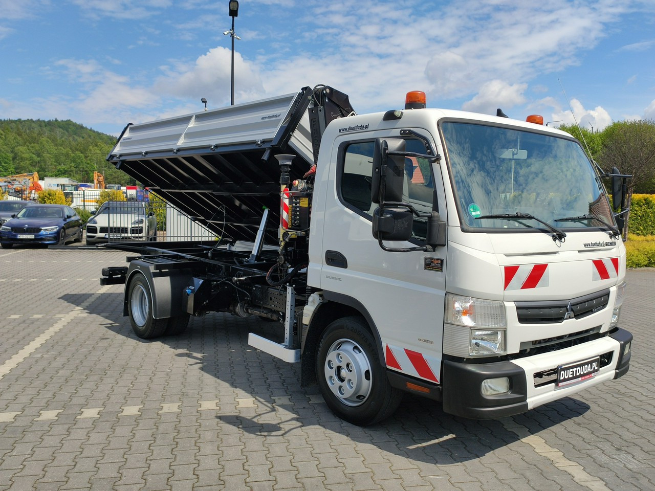 Mitsubishi Canter Fuso 9C18 3.0/180KM Automat, HDS FASSI F30 Wywrotka 3-str - Camion benne: photos 2 Mitsubishi Canter Fuso 9C18 3.0/180KM Automat, HDS FASSI F30 Wywrotka 3-str - Camion benne: photos 2