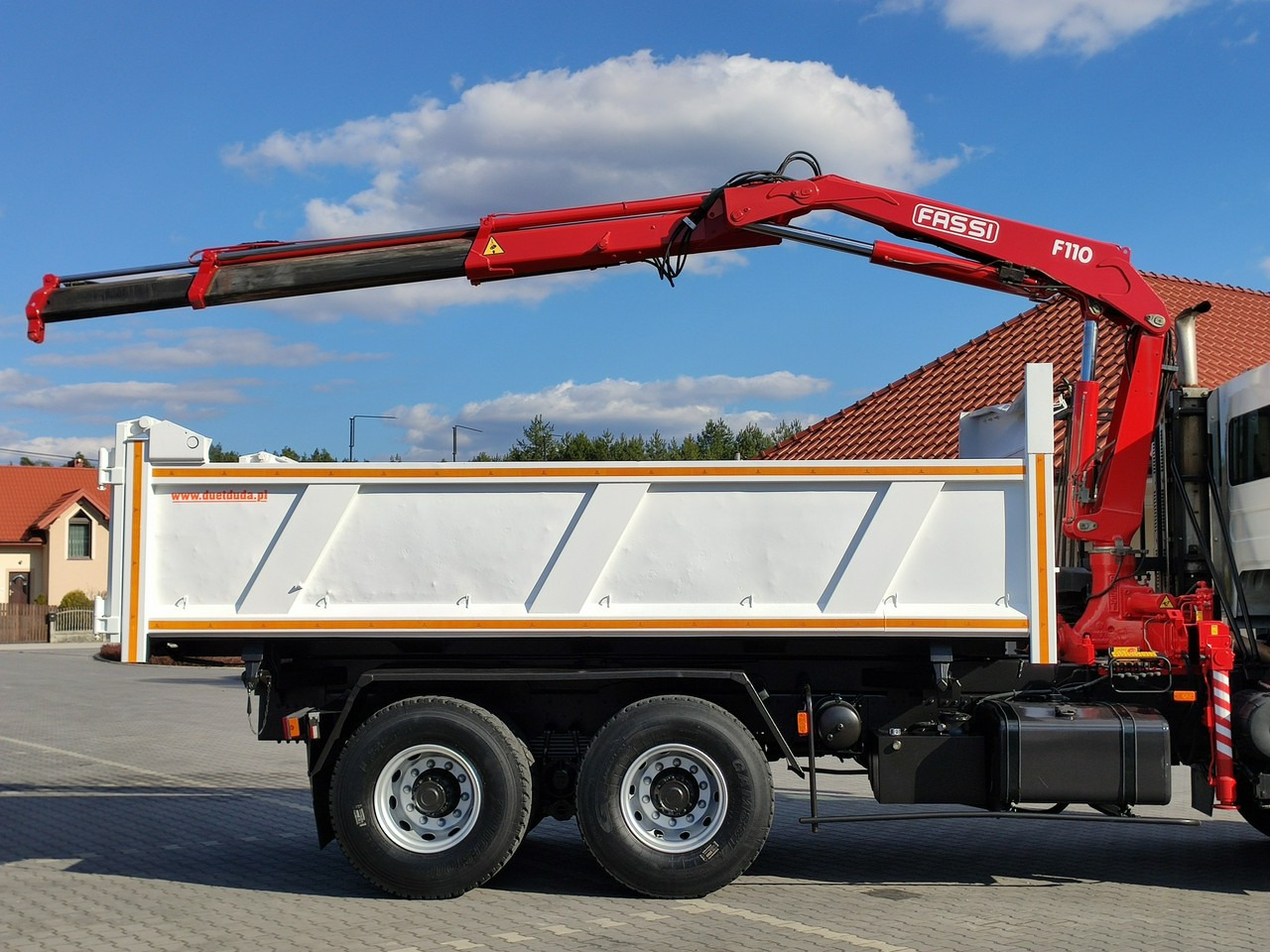 Camion benne, Camion grue Renault Kerax 26.370 6x4 Mocny HDS FASSI F110: photos 25