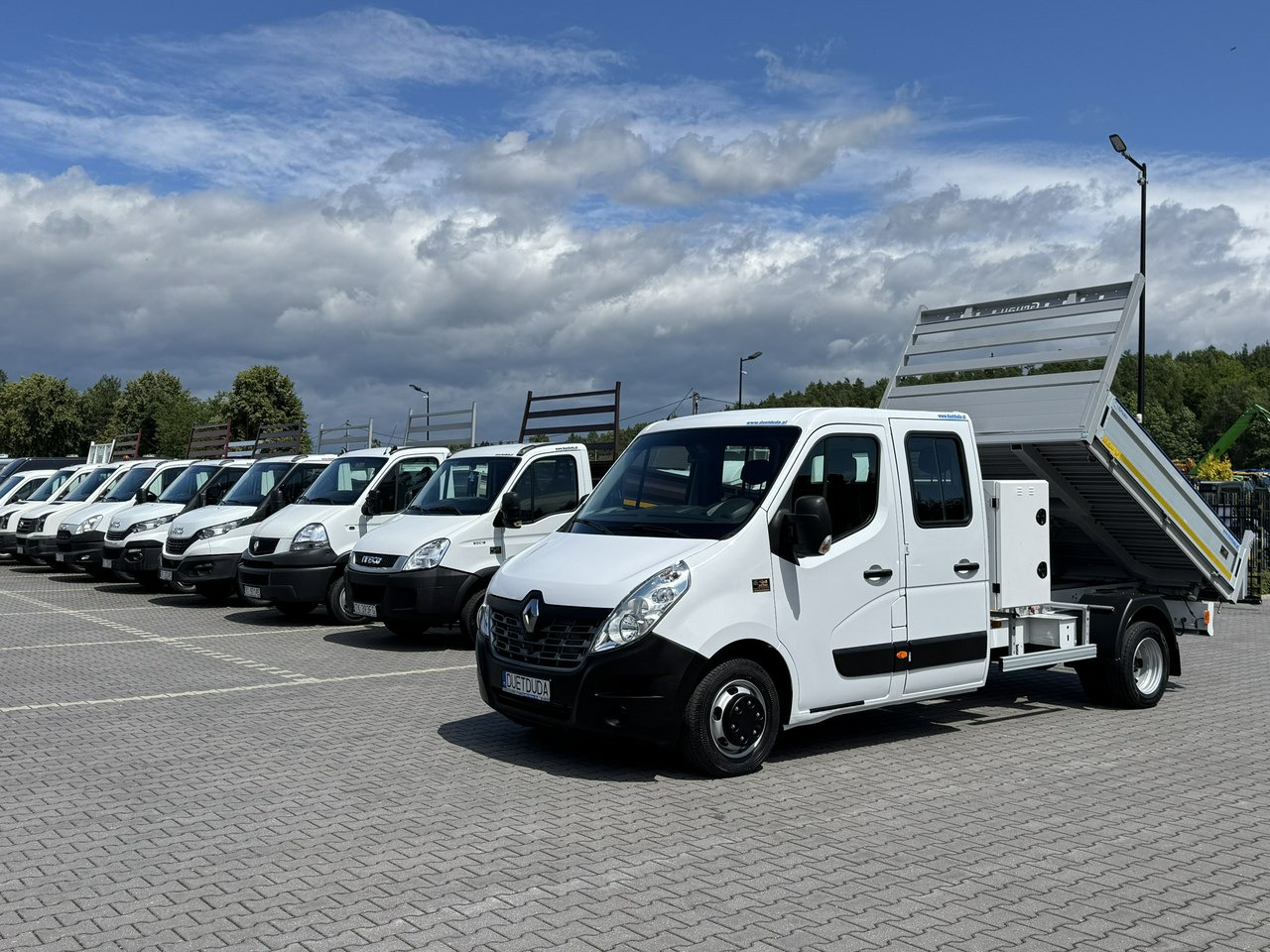 Renault Master - Utilitaire benne: photos 3 Renault Master - Utilitaire benne: photos 3