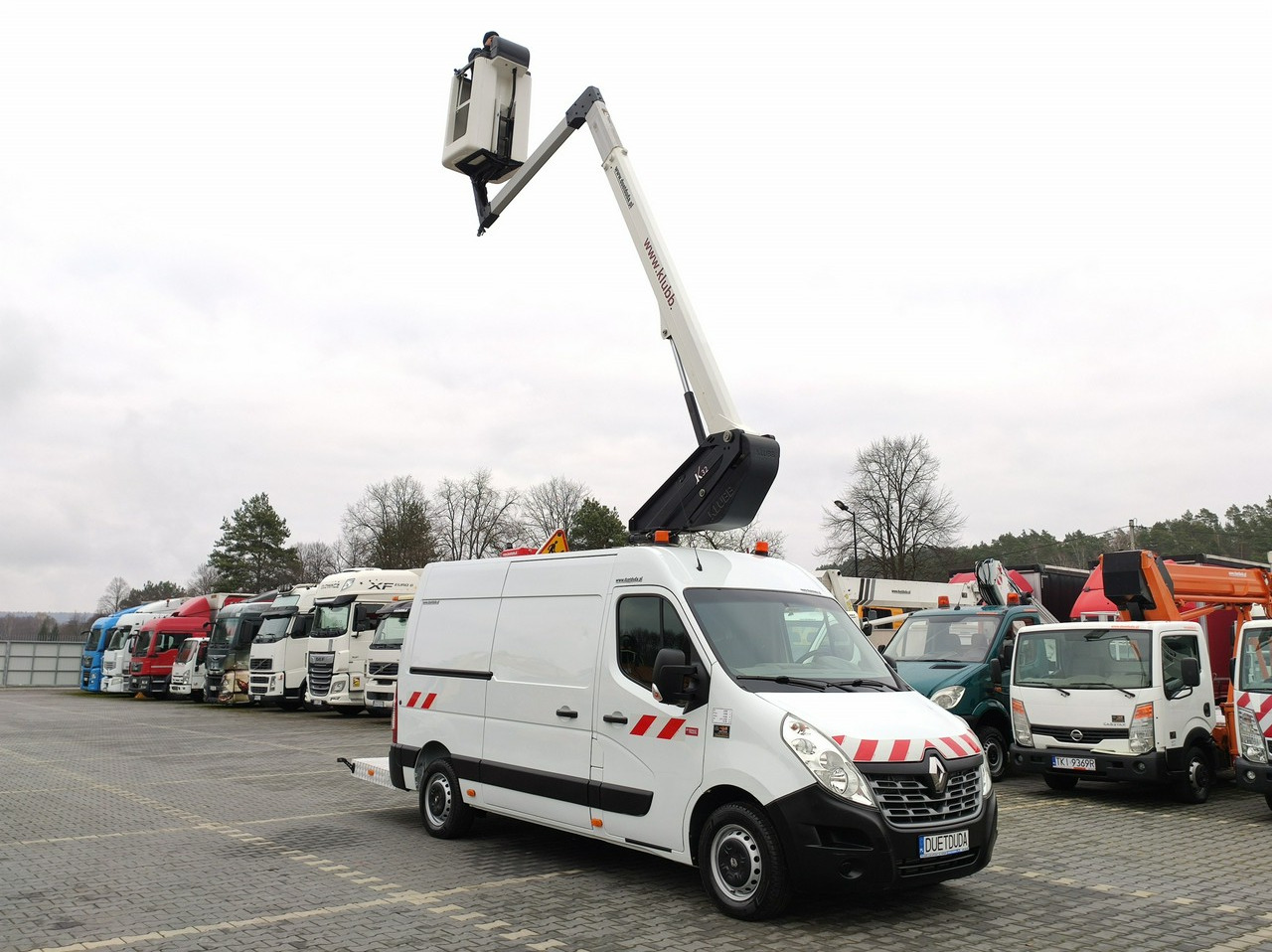 Renault Master - Camion avec nacelle: photos 3 Renault Master - Camion avec nacelle: photos 3