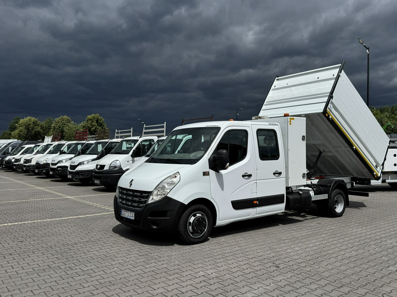 Renault Master - Utilitaire benne: photos 3 Renault Master - Utilitaire benne: photos 3