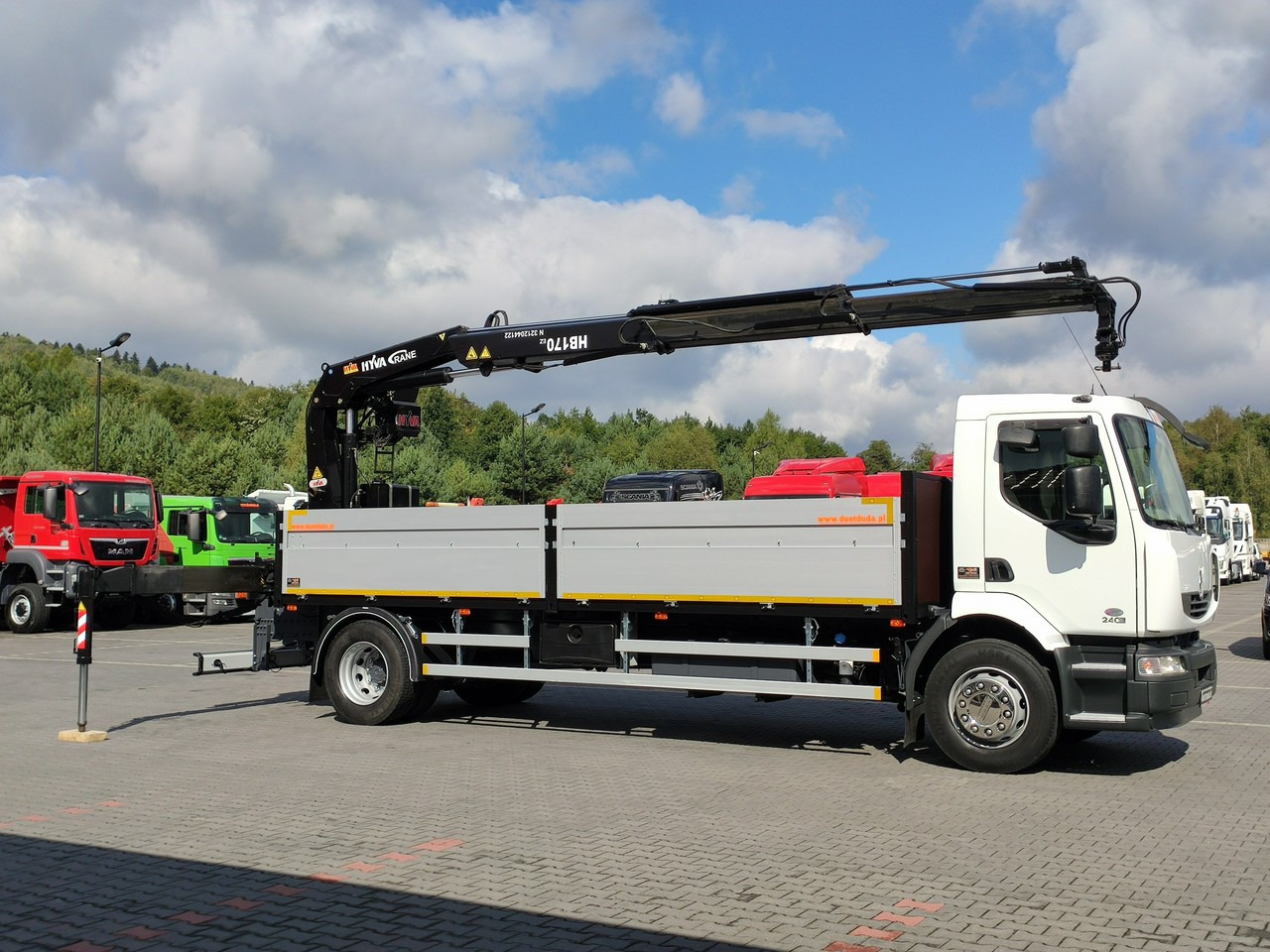 Renault Midlum 180.240DXI + HDS HYVA HB170E2 Udzwig 3.6Tony - Camion plateau, Camion grue: photos 4 Renault Midlum 180.240DXI + HDS HYVA HB170E2 Udzwig 3.6Tony - Camion plateau, Camion grue: photos 4