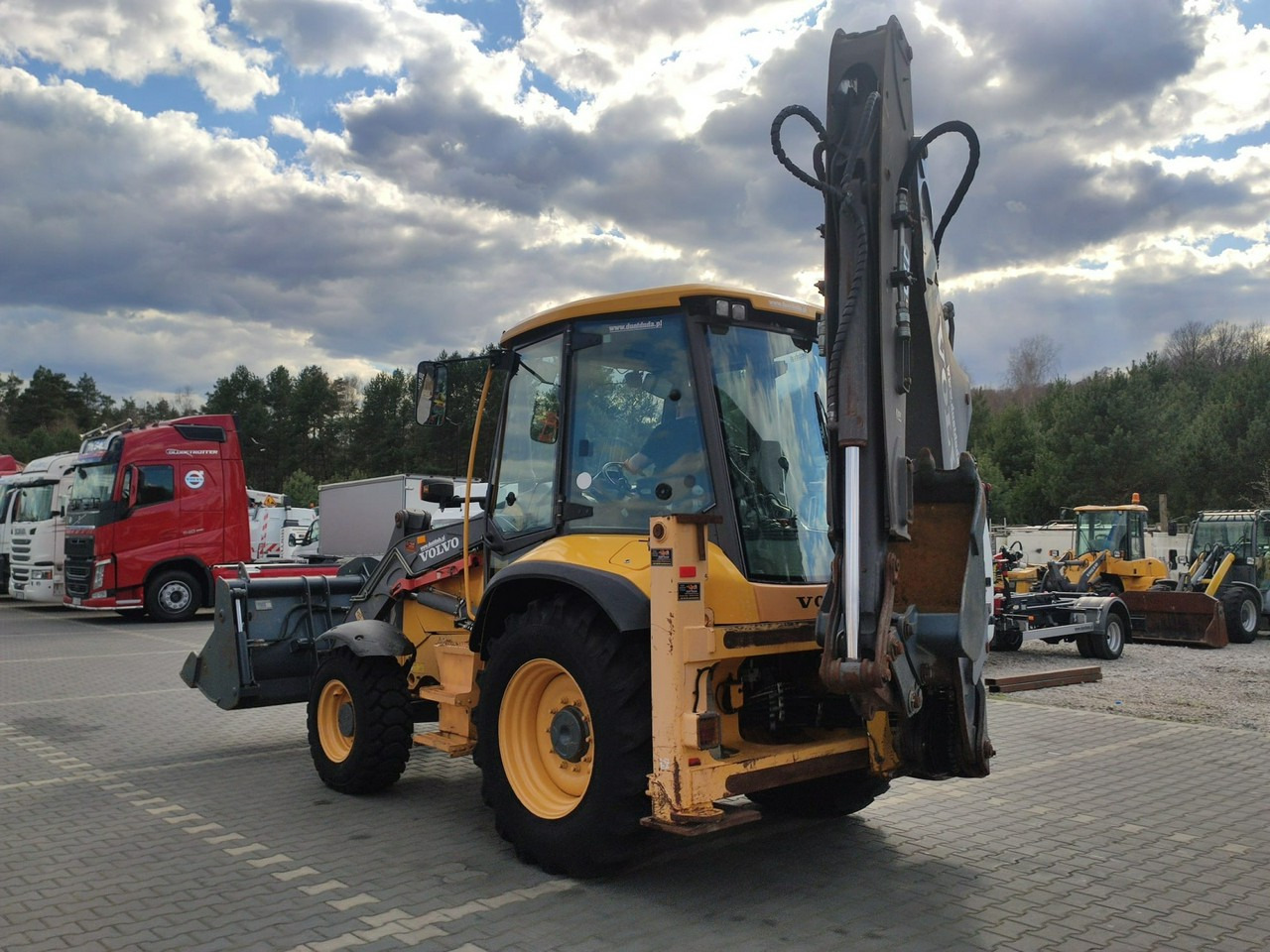 Volvo BL61B Oryginalna Bez Luzów i Wycieków Zadbana Sprawna Super Stan - Tractopelle: photos 4 Volvo BL61B Oryginalna Bez Luzów i Wycieków Zadbana Sprawna Super Stan - Tractopelle: photos 4
