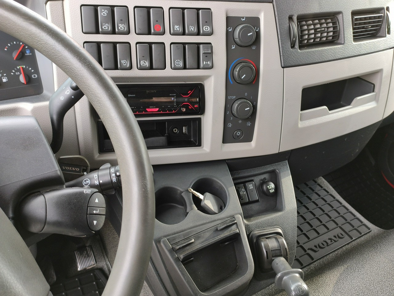 Volvo FL12.240 E6 Firana Tył Drzwi Dach Zsuwany Bogato Wyposażony !!! en leasing occasion Volvo FL12.240 E6 Firana Tył Drzwi Dach Zsuwany Bogato Wyposażony !!!: photos 30