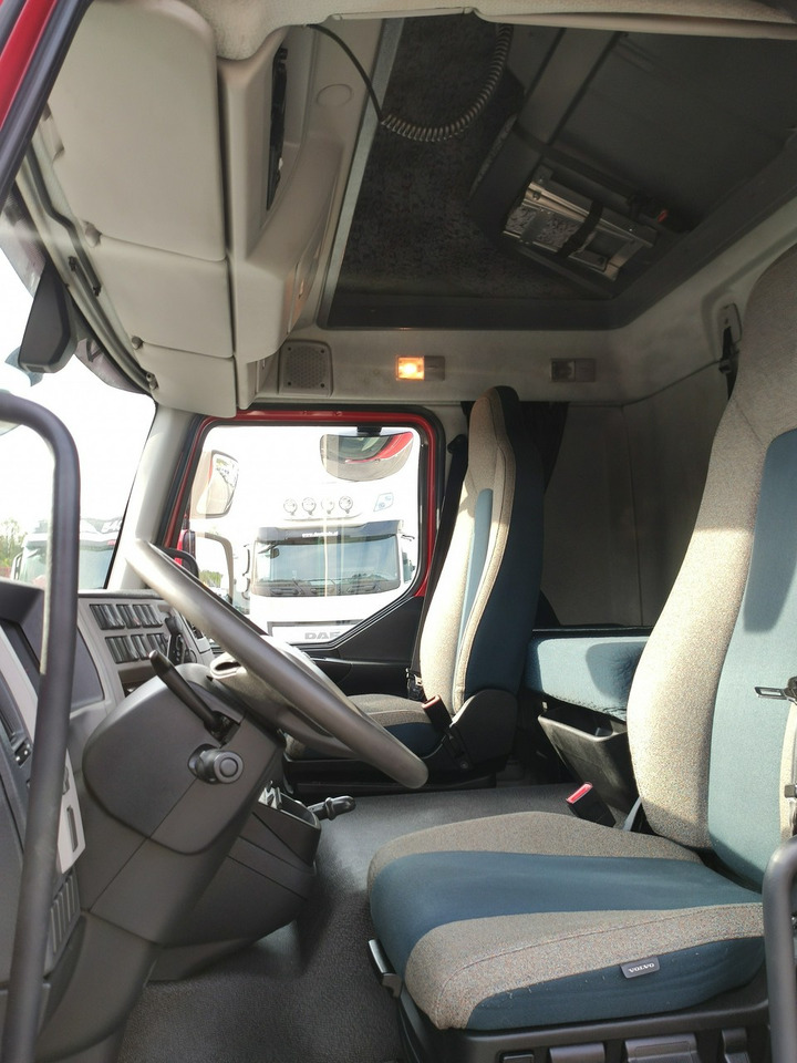 Volvo FL12.240 E6 Firana Tył Drzwi Dach Zsuwany Bogato Wyposażony !!! en leasing occasion Volvo FL12.240 E6 Firana Tył Drzwi Dach Zsuwany Bogato Wyposażony !!!: photos 36