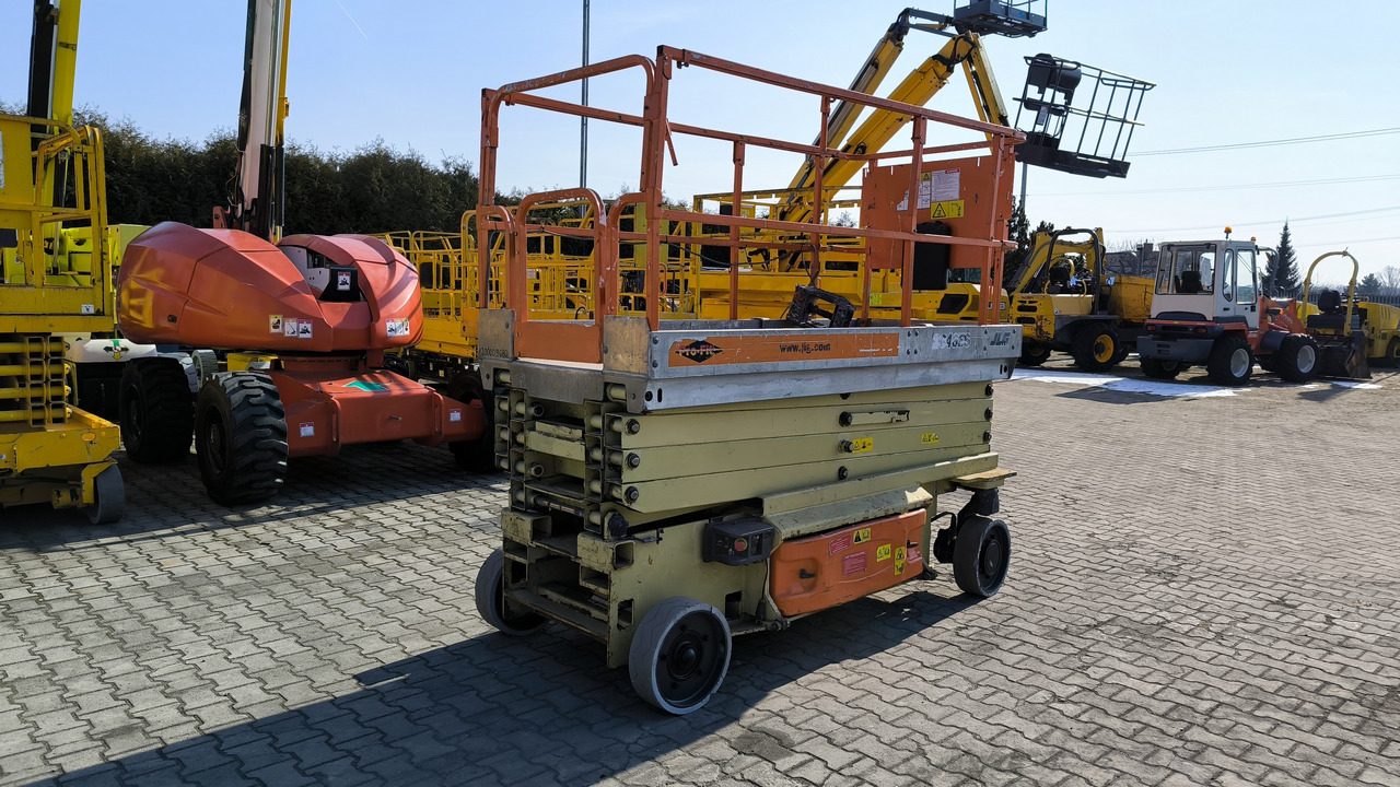 JLG 2646 ES - Nacelle ciseaux: photos 5 JLG 2646 ES - Nacelle ciseaux: photos 5
