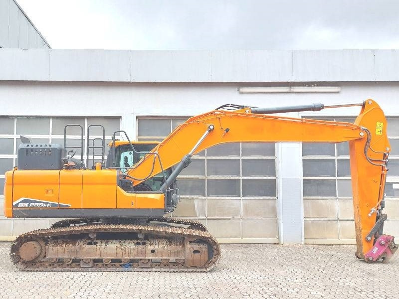 Doosan DX 235 LC-7 - Pelle sur chenille: photos 5 Doosan DX 235 LC-7 - Pelle sur chenille: photos 5