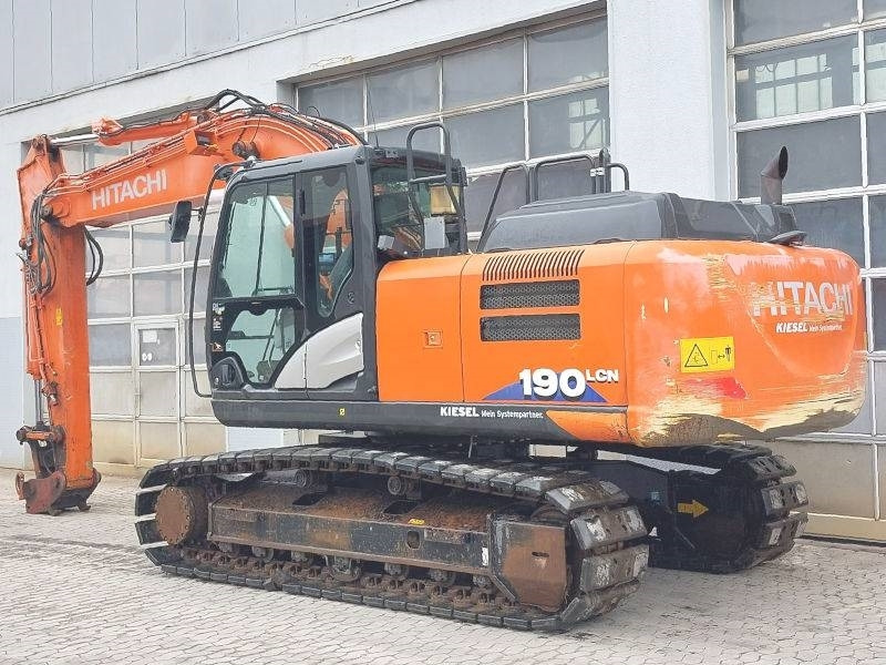 Hitachi ZX 190 LCN-6 - Pelle sur chenille: photos 3 Hitachi ZX 190 LCN-6 - Pelle sur chenille: photos 3