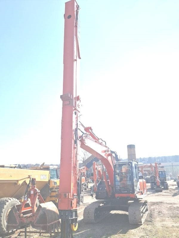 Hitachi ZX 210 LC-6 Teledipper - Pelle sur chenille: photos 2 Hitachi ZX 210 LC-6 Teledipper - Pelle sur chenille: photos 2