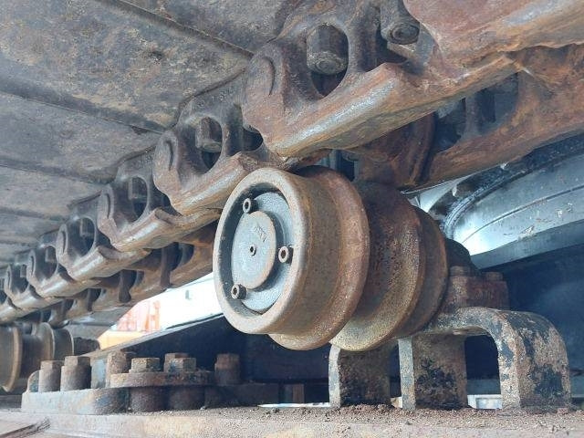 Pelle sur chenille Hitachi ZX 490 LCH-6: photos 9