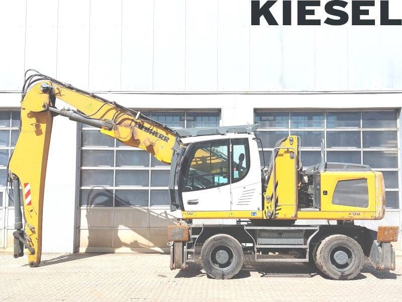 Pelle de manutention Liebherr LH 24